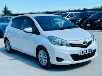 Toyota Yaris 1.33 Dual VVT-i TR Multidrive S Euro 5 5dr
