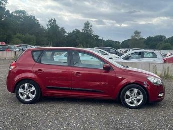 Kia Ceed 1.6 2 Auto Euro 5 5dr