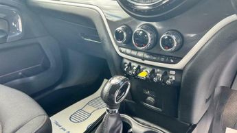 MINI Countryman 1.5 7.6kWh Cooper SE Classic Auto ALL4 Euro 6 (s/s) 5dr