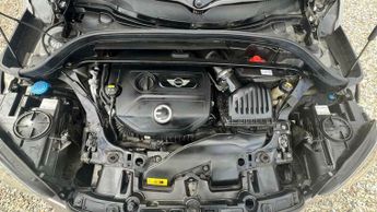 MINI Countryman 1.5 7.6kWh Cooper SE Classic Auto ALL4 Euro 6 (s/s) 5dr