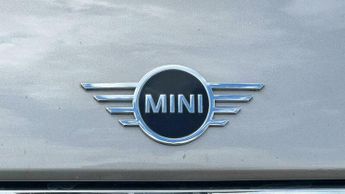 MINI Countryman 1.5 7.6kWh Cooper SE Classic Auto ALL4 Euro 6 (s/s) 5dr