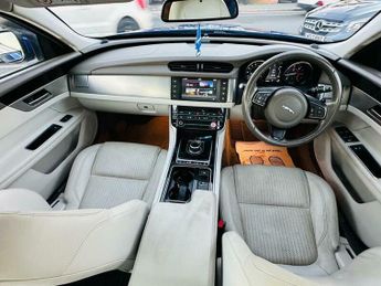 Jaguar XF 2.0d Prestige Auto Euro 6 (s/s) 4dr