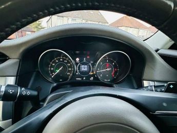 Jaguar XF 2.0d Prestige Auto Euro 6 (s/s) 4dr