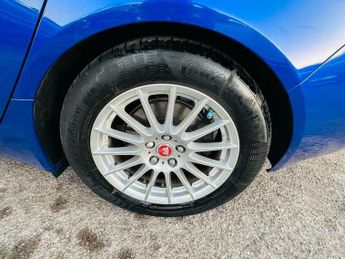 Jaguar XF 2.0d Prestige Auto Euro 6 (s/s) 4dr