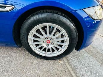 Jaguar XF 2.0d Prestige Auto Euro 6 (s/s) 4dr