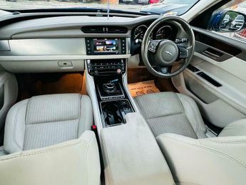 Jaguar XF 2.0d Prestige Auto Euro 6 (s/s) 4dr