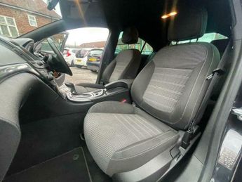 Vauxhall Insignia 2.0 CDTi SRi VX Line Nav Auto Euro 5 5dr