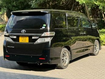 Toyota Vellfire Z