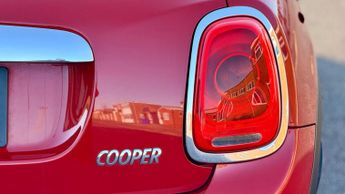 MINI Cooper Cooper Sport C Auto (5Dr)