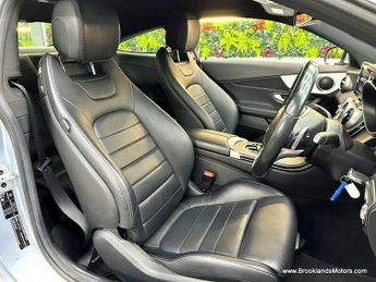 Mercedes C Class C 220 D AMG LINE [8X SERVICES, SAT NAV, LEATHER, HEATED SEATS & 