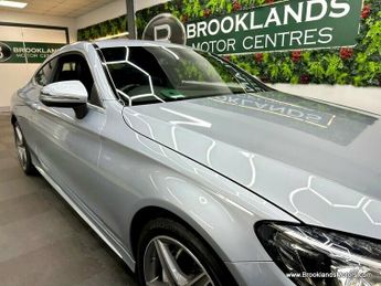 Mercedes C Class C 220 D AMG LINE [8X SERVICES, SAT NAV, LEATHER, HEATED SEATS & 