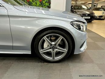 Mercedes C Class C 220 D AMG LINE [8X SERVICES, SAT NAV, LEATHER, HEATED SEATS & 