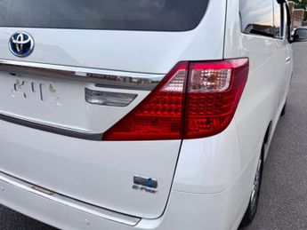 Toyota Alphard Toyota Alphard Hybrid