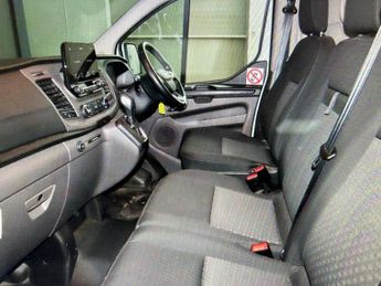 Ford Transit Custom 300 TREND P/V ECOBLUE ++ RARE AUTO + FSH 1 OWNER