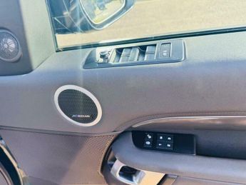 Land Rover Discovery 2.0 SD4 HSE Auto 4WD Euro 6 (s/s) 5dr