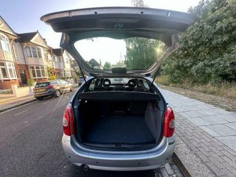 Citroen Xsara Picasso 1.6i 16V Desire 5dr