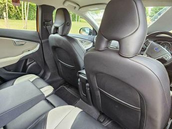 Volvo V40 1.6 D2 Lux Powershift Euro 5 (s/s) 5dr