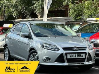 Ford Focus 1.0T EcoBoost Titanium Navigator Euro 5 (s/s) 5dr