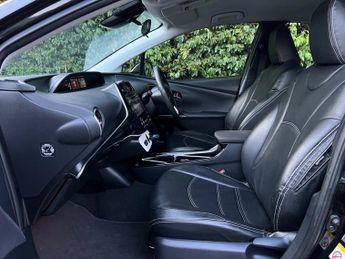 Toyota Prius VVT-I ACTIVE