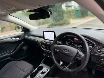 Ford Focus 1.0T EcoBoost Titanium Auto Euro 6 (s/s) 5dr