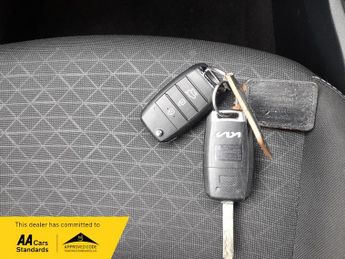 Kia Picanto 3, AUTO, 1 OWNER, PARKING CAMERA, NAVIGATION