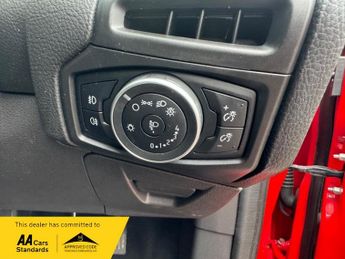 Ford Focus 1.6 Titanium Powershift Euro 6 5dr