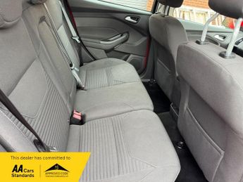 Ford Focus 1.6 Titanium Powershift Euro 6 5dr
