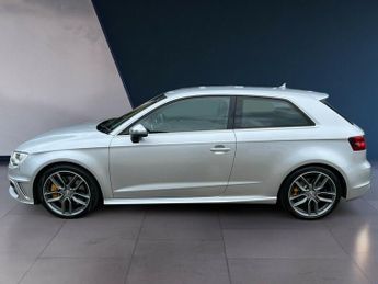 Audi S3 quattro