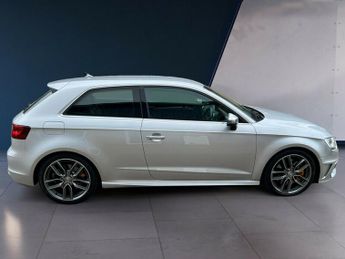 Audi S3 quattro
