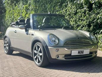 MINI Convertible COOPER SIDEWALK