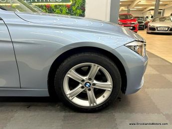 BMW 3 SERIES 320d XDRIVE SE [LEATHER, HEATED SEATS & 4WD]