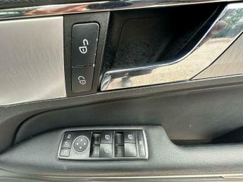 Mercedes-Benz E Class 1.8 E200 CGI BlueEfficiency SE Tiptronic Euro 5 (s/s) 2dr