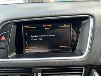 Audi Q5 2.0 TDI S line Plus SUV 5dr Diesel S Tronic quattro Euro 5 (s/s)