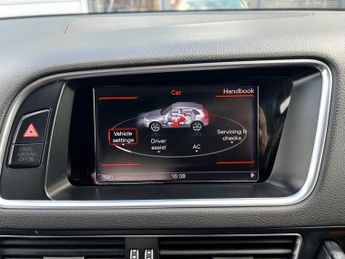 Audi Q5 2.0 TDI S line Plus SUV 5dr Diesel S Tronic quattro Euro 5 (s/s)