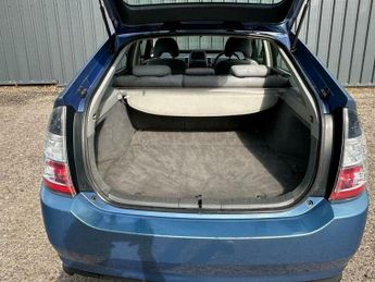 Toyota Prius 1.5 T Spirit CVT 5dr