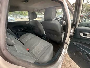 Ford Fiesta 1.4 Zetec 5dr