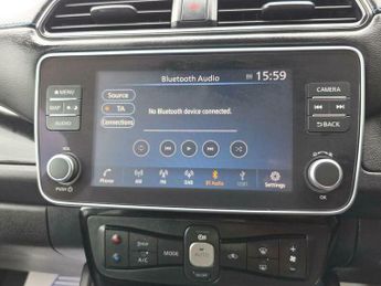 Nissan Leaf 39kWh N-Connecta Auto 5dr