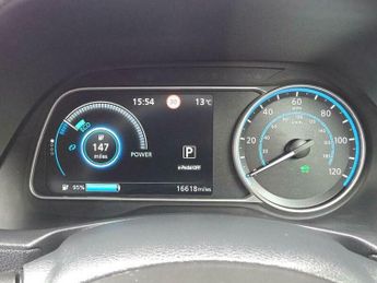 Nissan Leaf 39kWh N-Connecta Auto 5dr