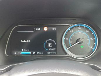 Nissan Leaf 39kWh N-Connecta Auto 5dr