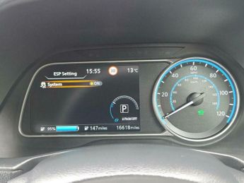 Nissan Leaf 39kWh N-Connecta Auto 5dr
