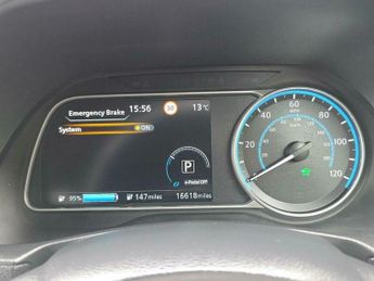 Nissan Leaf 39kWh N-Connecta Auto 5dr