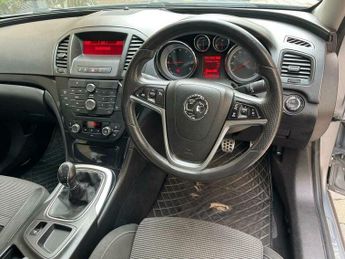 Vauxhall Insignia 1.8 16V SRi Euro 5 5dr