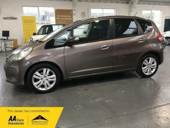 Honda Jazz 1.4 i-VTEC ES PLUS AUTOMATIC ONLY 25980 MILES!!