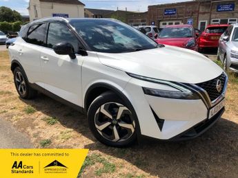 Nissan Qashqai DIG-T PREMIERE EDITION 1.3 Patrol Manual 5 Door SUV Hatchback 20