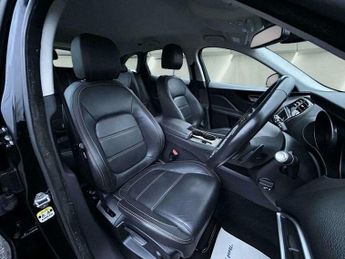 Jaguar F-Pace 2.0 D180 Prestige Auto AWD Euro 6 (s/s) 5dr