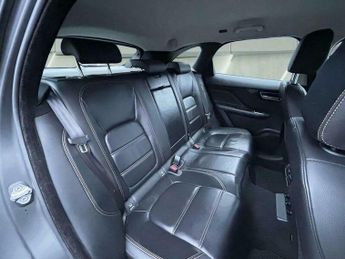 Jaguar F-Pace 2.0 D180 Prestige Auto AWD Euro 6 (s/s) 5dr