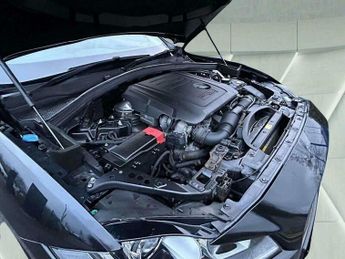 Jaguar F-Pace 2.0 D180 Prestige Auto AWD Euro 6 (s/s) 5dr