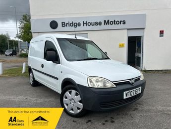 Vauxhall Combo 1.3 CDTi 2000 16v Panel Van 3dr Diesel Manual (138 g/km, 69 bhp)