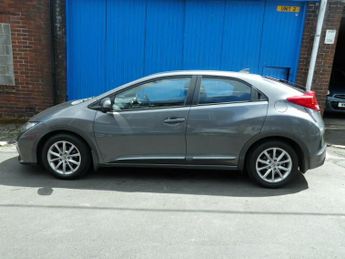 Honda Civic 1.8 i-VTEC ES 5 Door