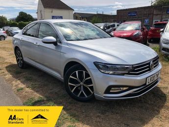 Volkswagen Passat SEL TSI EVO 1.5 Petrol Manual 4 Door Saloon 2020 [147 BHP]